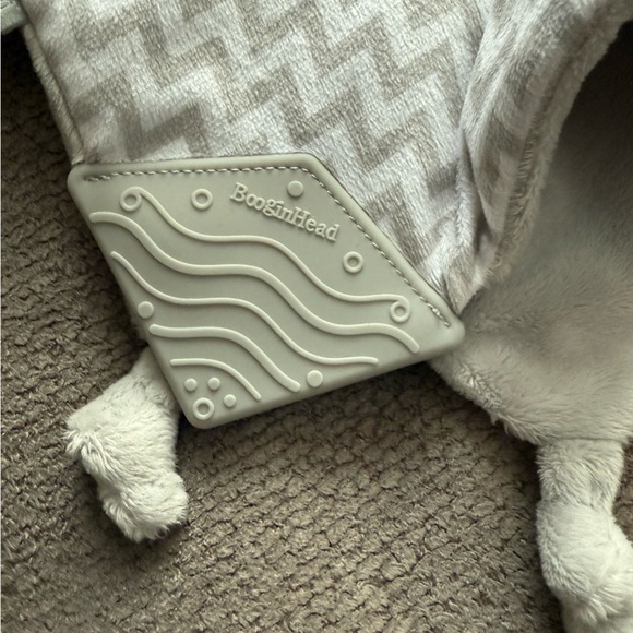 BooginHead‎ Pacifier Holder Stuffed Animal Pacifier Lovey Bunny Baby w/ Teether - Picture 3 of 6